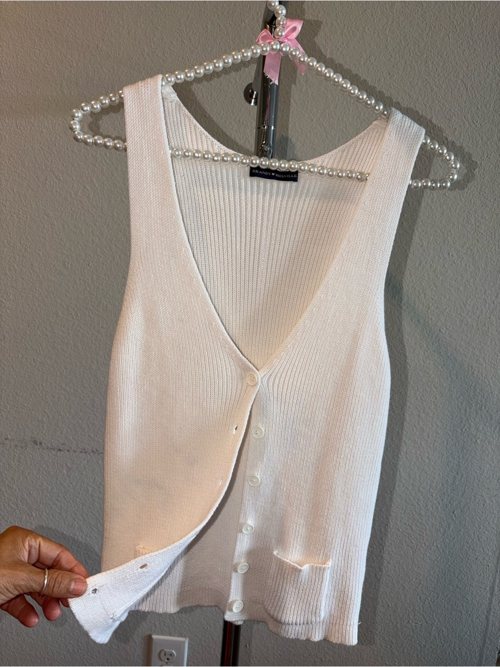 Brandy Melville White Ribbed Pearl-Trim Tank